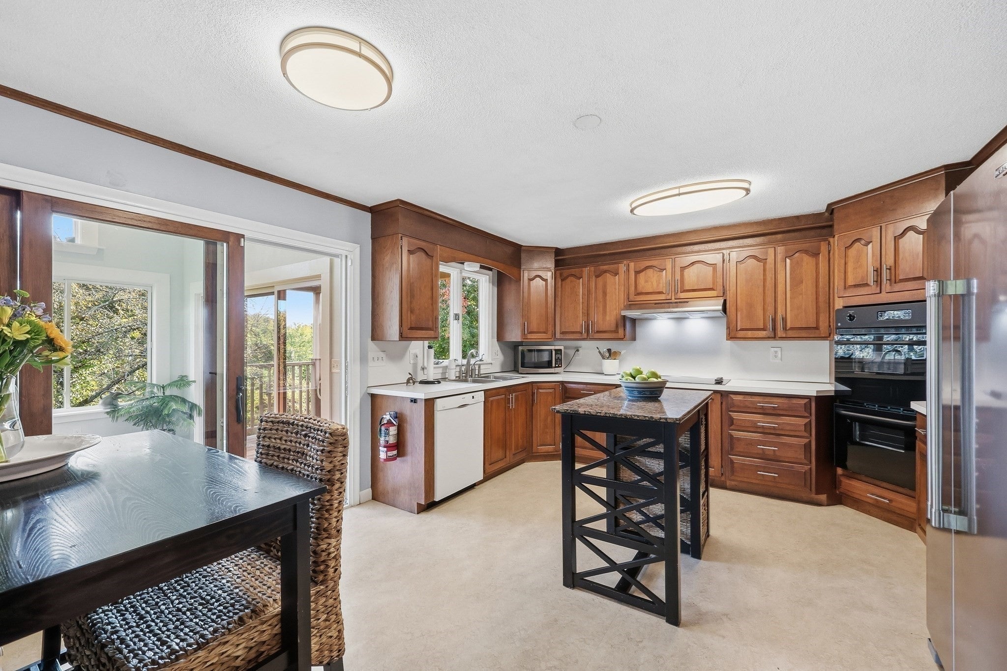 36 Goldenview Drive, West Springfield, MA, 36 Goldenview Drive, West Springfield, MA Photo #8