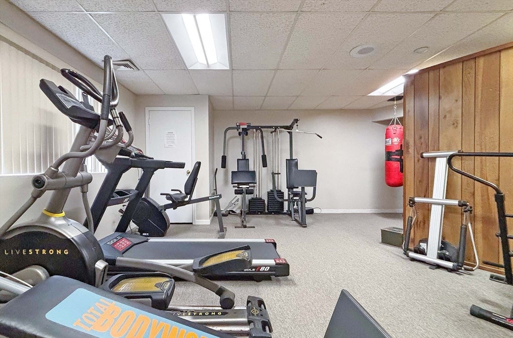 295 Lynn Shore Dr #104, Lynn, MA, 295 Lynn Shore Dr #104, Lynn, MA Photo #19
