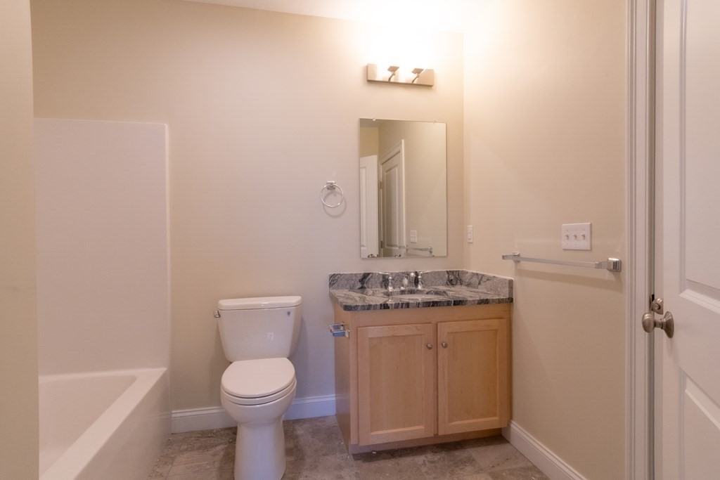 Medfield, Massachusetts 02052, United States, 1 Bedroom Bedrooms, ,1 BathroomBathrooms,Residential,Active,95752