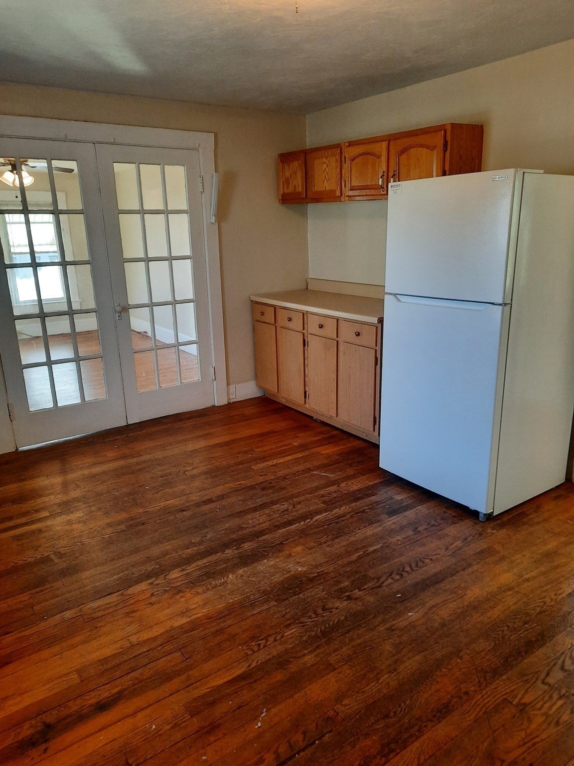 169 Main St 1