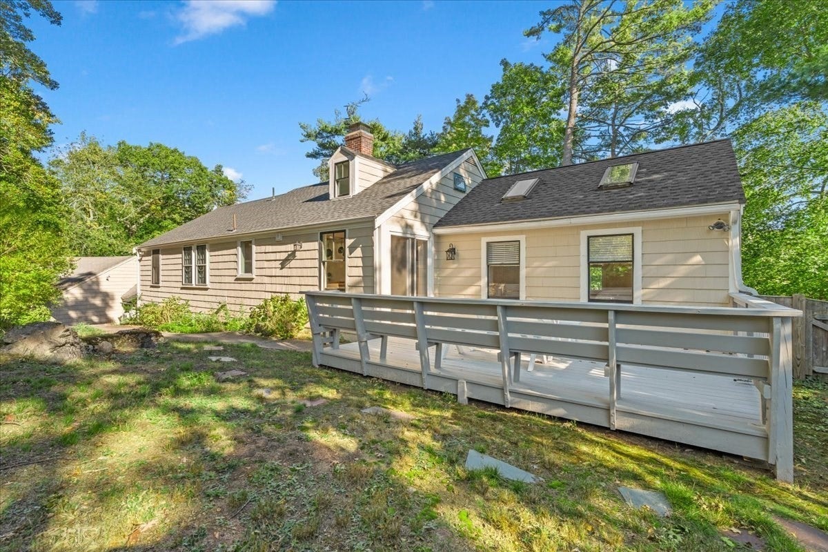 8 Forest Ave, Cohasset, MA Photo #28