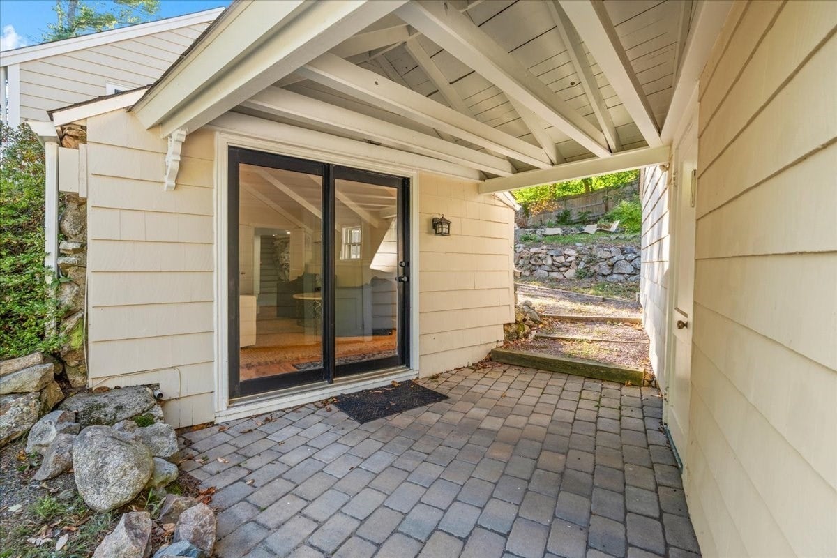 8 Forest Ave, Cohasset, MA Photo #25