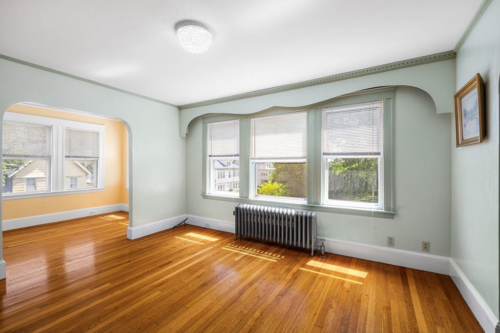 154 Mount Vernon St