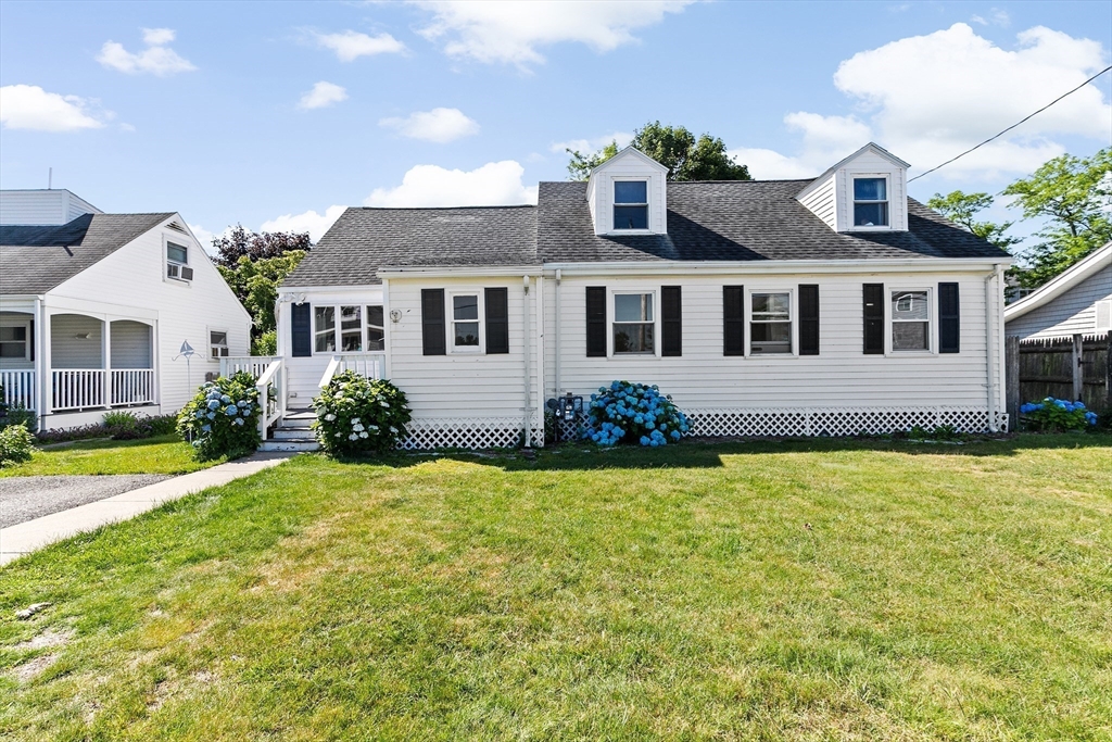 22 Touraine Ave