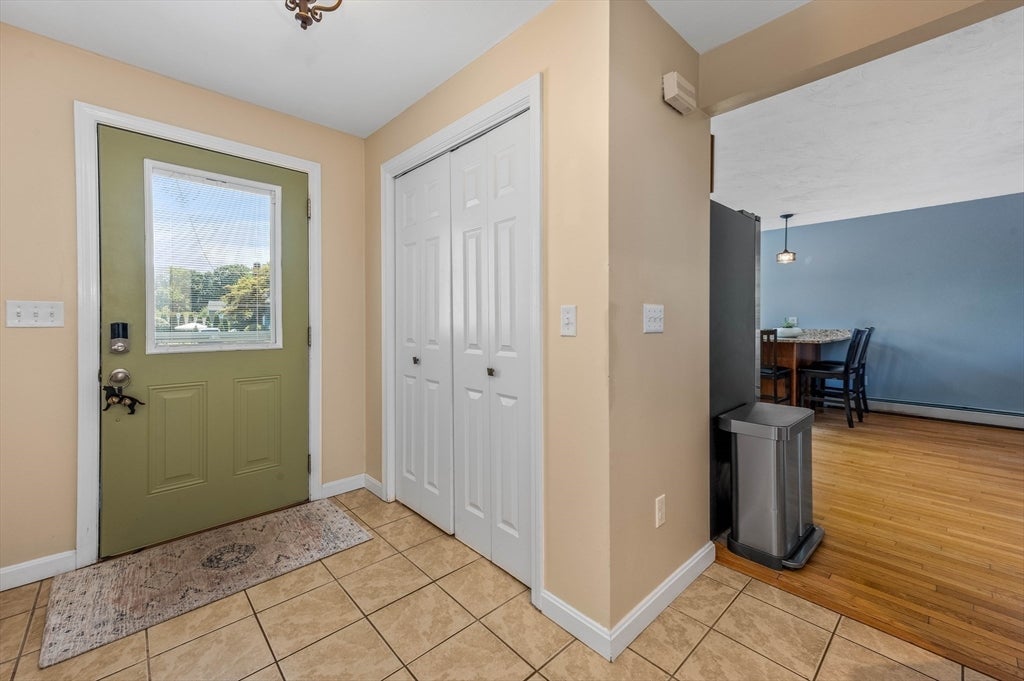 77 Oakcrest Drive, North Attleboro, MA, 77 Oakcrest Drive, North Attleboro, MA Photo #3