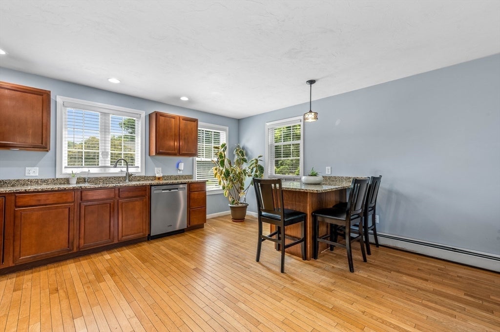 77 Oakcrest Drive, North Attleboro, MA, 77 Oakcrest Drive, North Attleboro, MA Photo #6