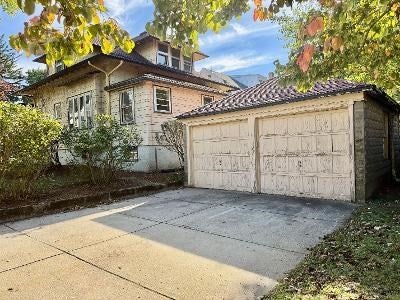 38 Raleigh Rd, Belmont, MA Photo #11