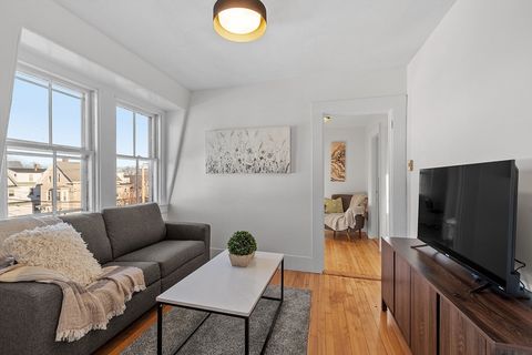 Photo of 52 Bonair St #3, Somerville, MA 02145 (MLS # 73463767)