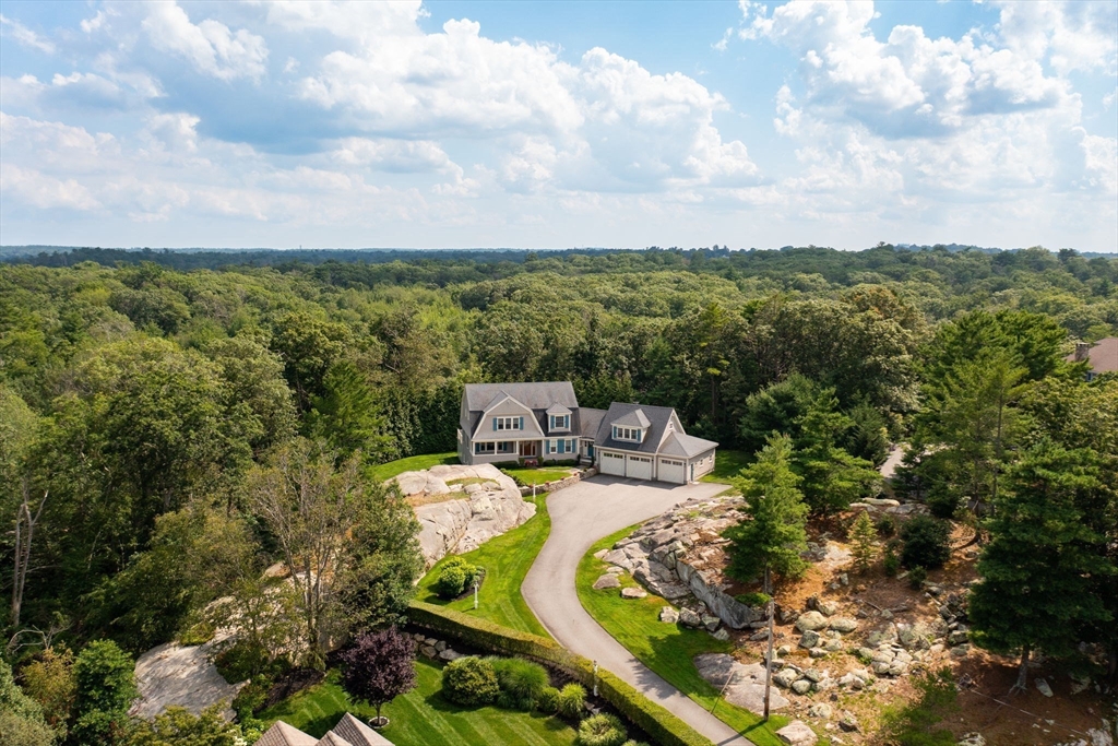 25 Mohawk Way