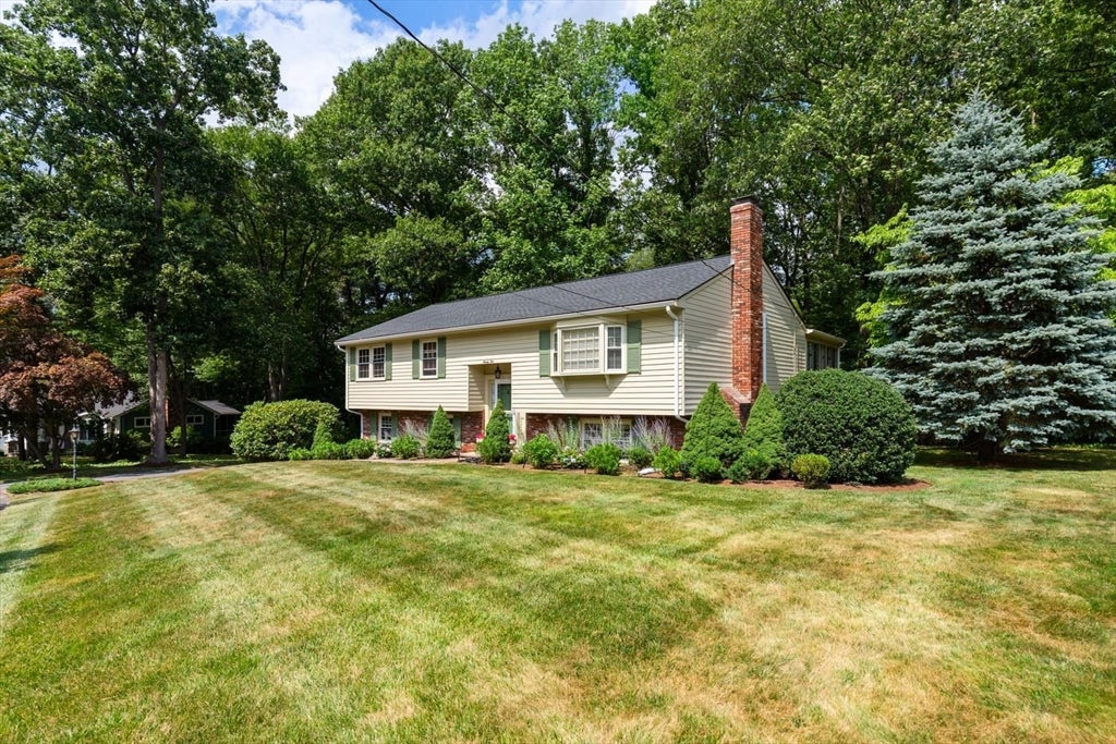 Photo of 25 Lisa Lane, Reading, MA 01867 (MLS # 73555815)