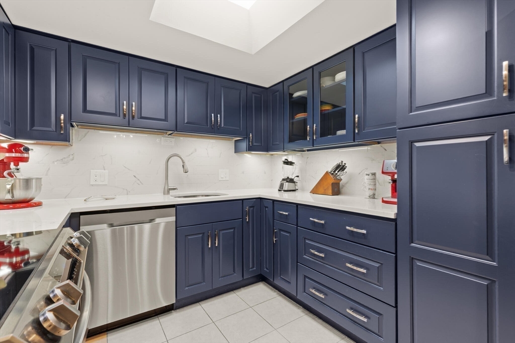 464 Place Lane 464