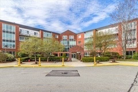 464 Place Lane 464 Woburn MA 01801