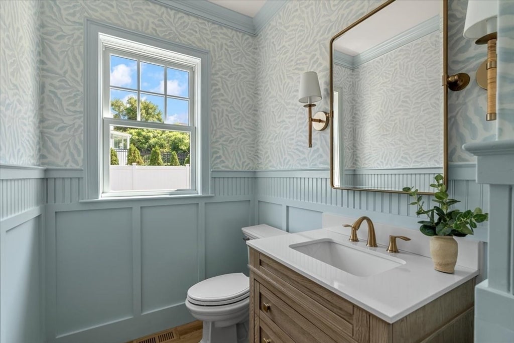 64 Point Allerton AVE, Hull, MA, 64 Point Allerton AVE, Hull, MA Photo #16