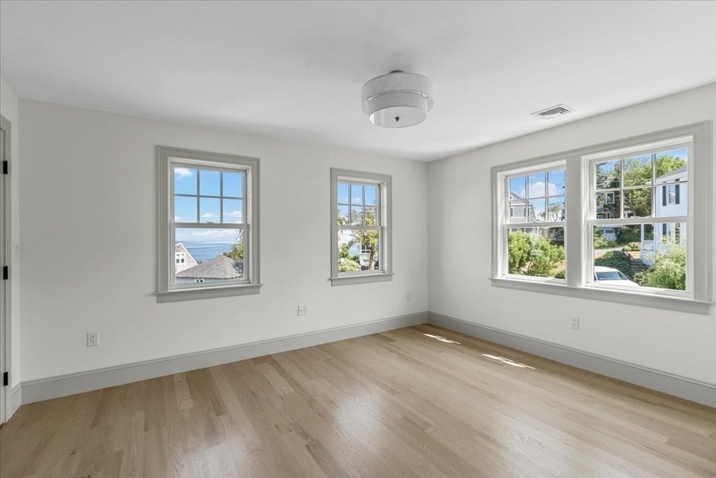 64 Point Allerton AVE, Hull, MA, 64 Point Allerton AVE, Hull, MA Photo #24