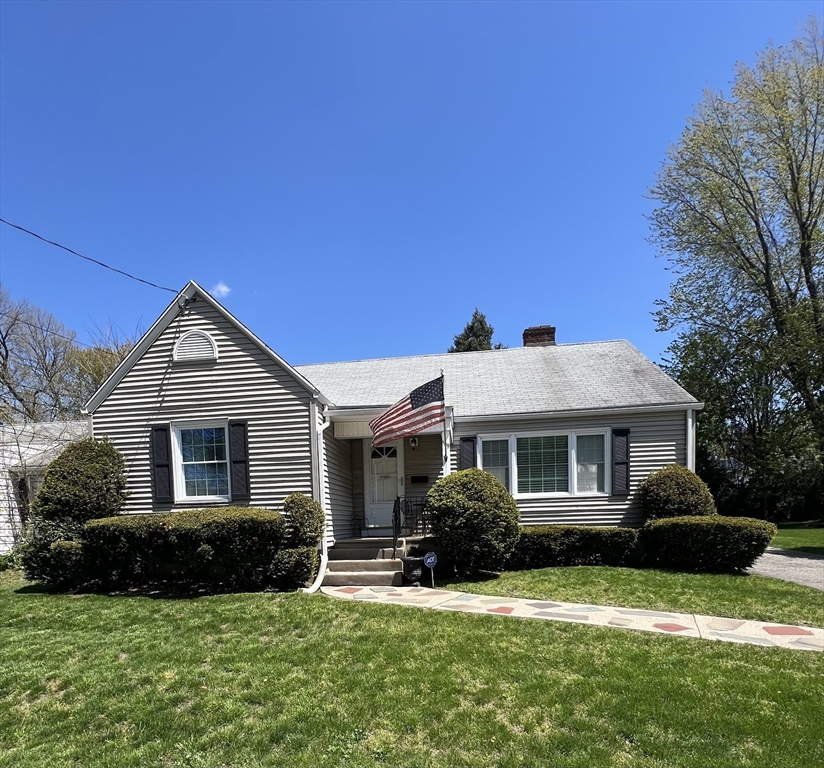 Photo of 109 Eddywood St, Springfield, MA