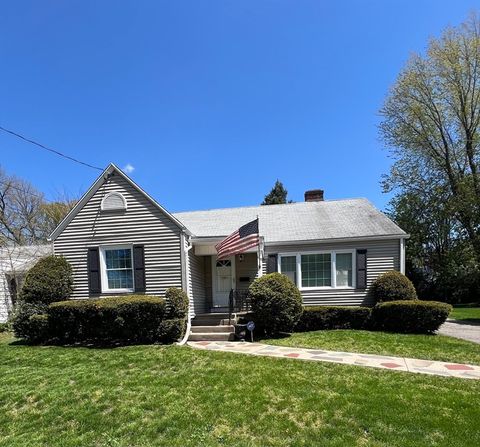Photo of 109 Eddywood St, Springfield, MA 01118 (MLS # 73516103)