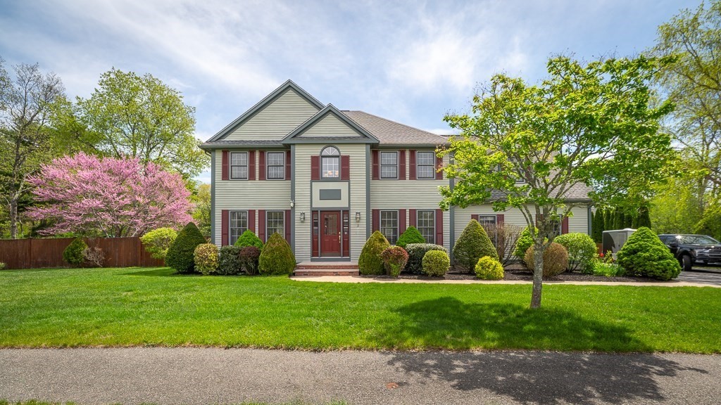 3 Meeting Place Circle, Beverly, MA Photo #1