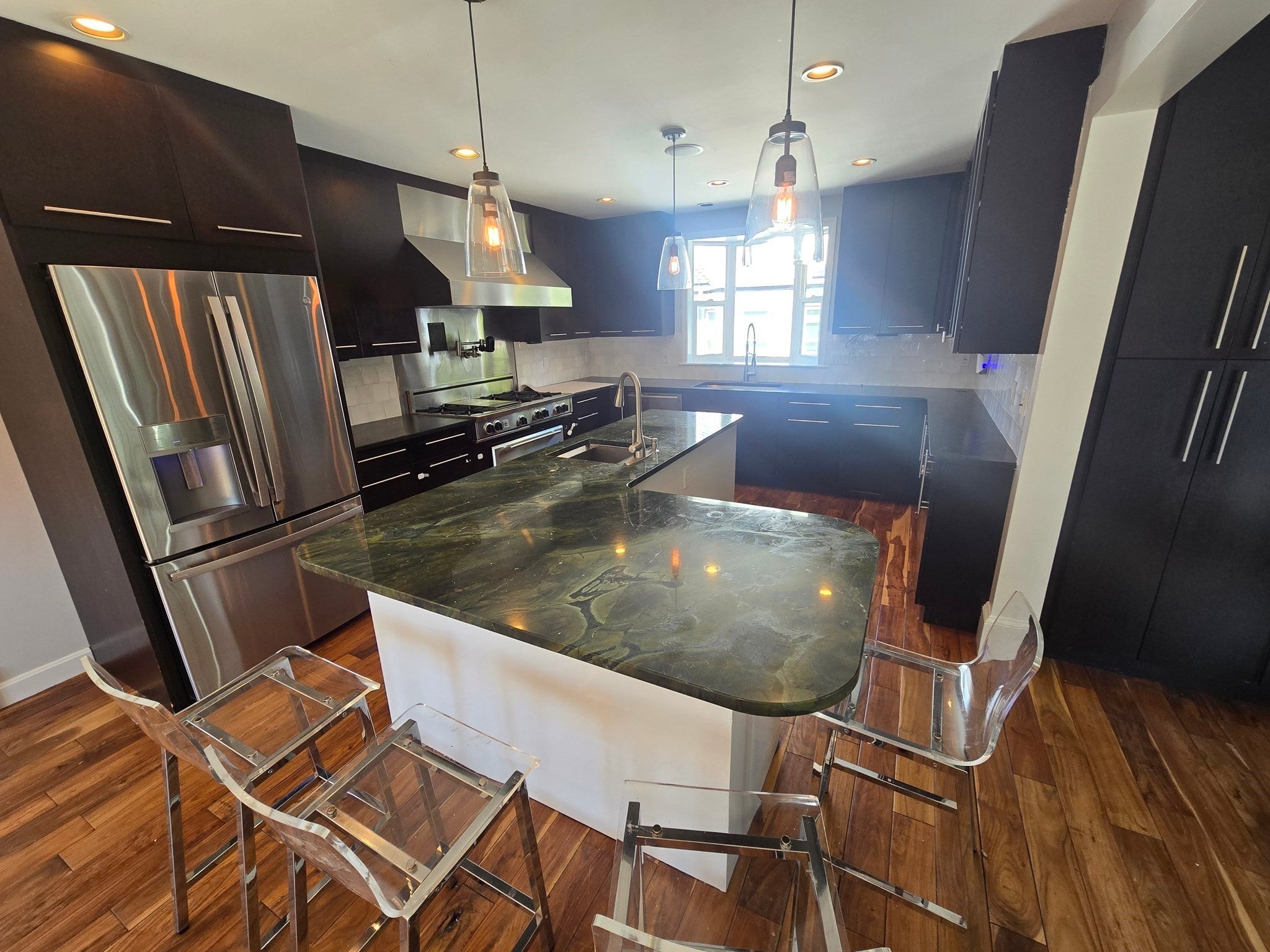 Photo of 30 Bentley St, Boston, MA