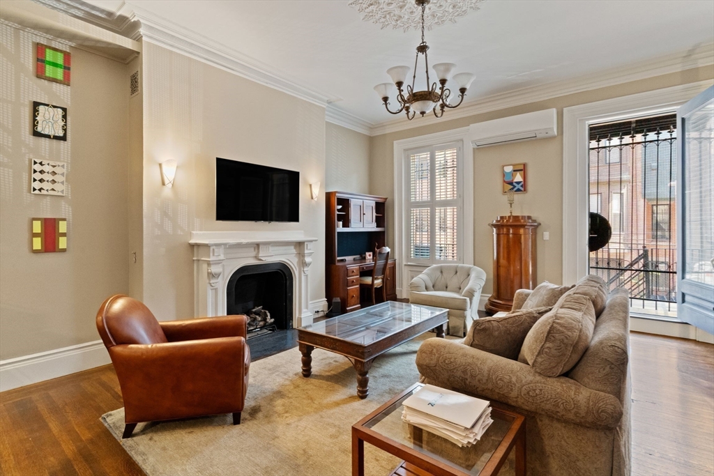 128 Marlborough Street 2