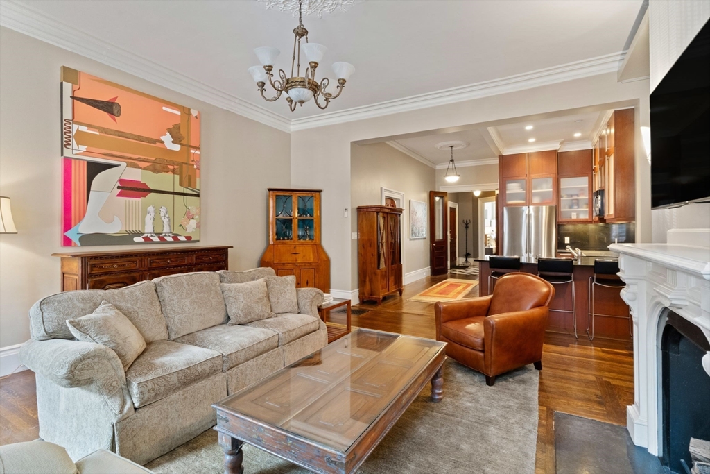 128 Marlborough Street 2