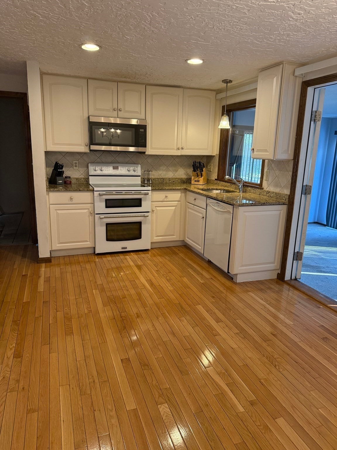 53 Walters Way, Stoughton, MA, 53 Walters Way, Stoughton, MA Photo #5