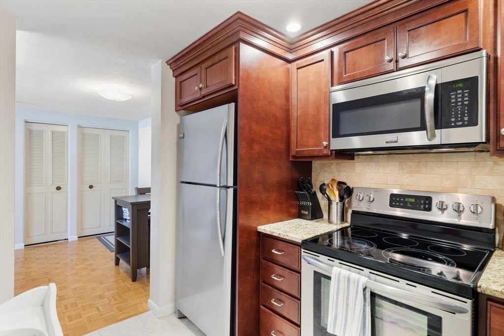 200 Park Terrace Dr 245