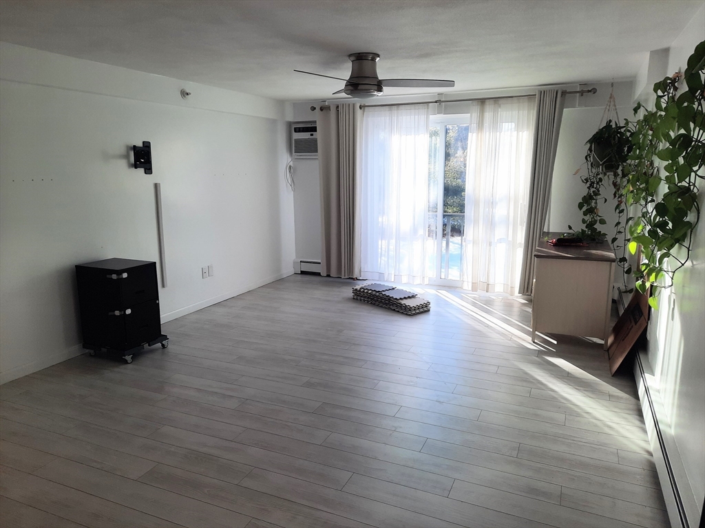 56 Townsend St. B 13