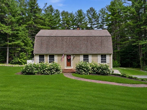 Photo of 25 Coal Kiln Rd, Princeton, MA 01541 (MLS # 73546862)