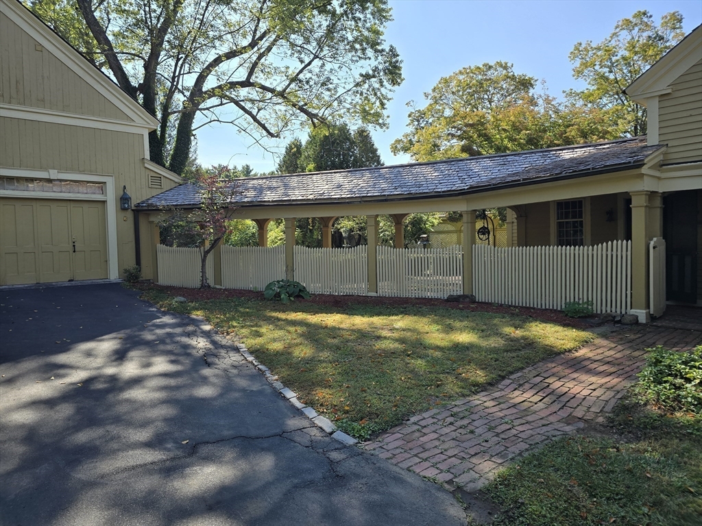 105 Church St