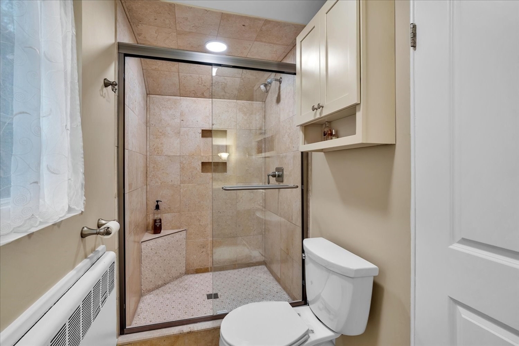 Dover, Massachusetts 02030, United States, 4 Bedrooms Bedrooms, ,4 BathroomsBathrooms,Residential,Active,153569