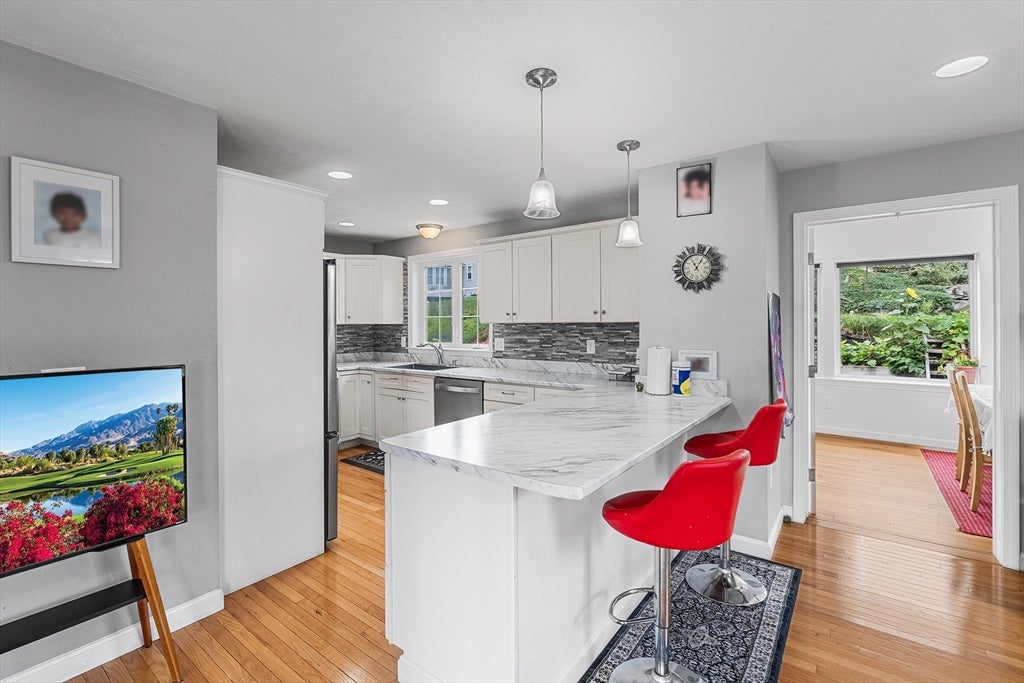 20 Boxwood Dr, Littleton, MA, 20 Boxwood Dr, Littleton, MA Photo #6