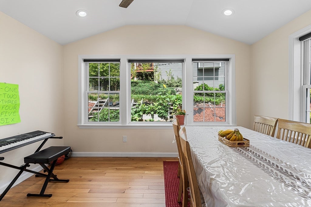 20 Boxwood Dr, Littleton, MA, 20 Boxwood Dr, Littleton, MA Photo #19
