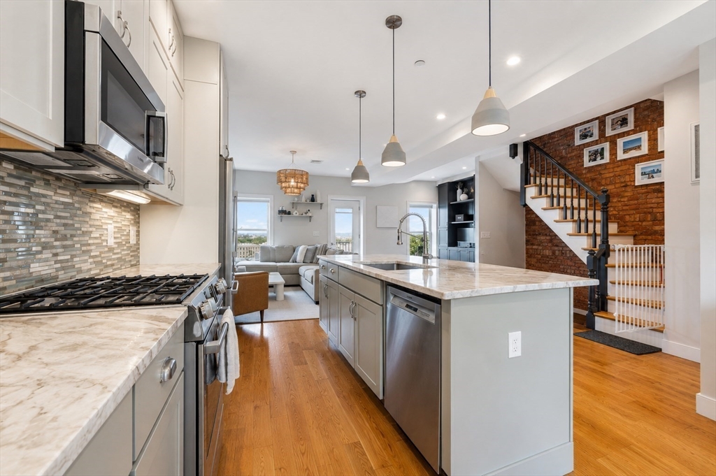 40 Thomas Park 2