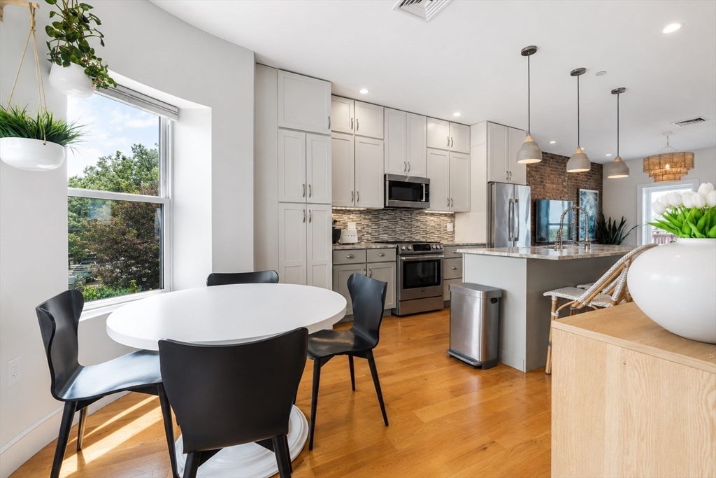 40 Thomas Park 2
