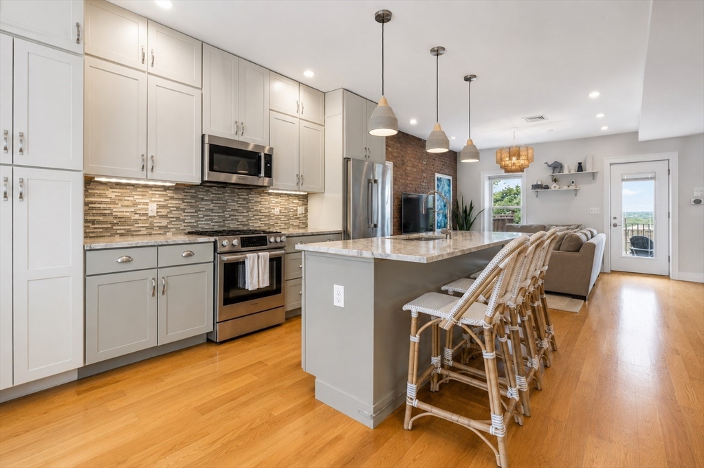 40 Thomas Park 2