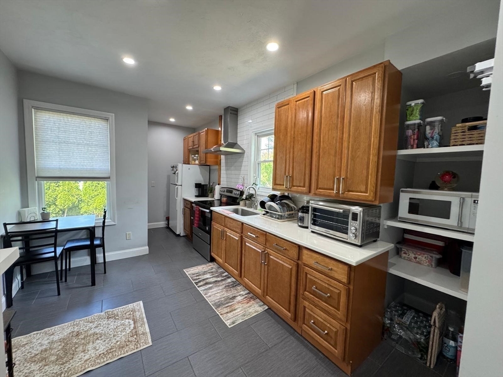 26 Orchard St, Leominster, MA, 26 Orchard St, Leominster, MA Photo #17