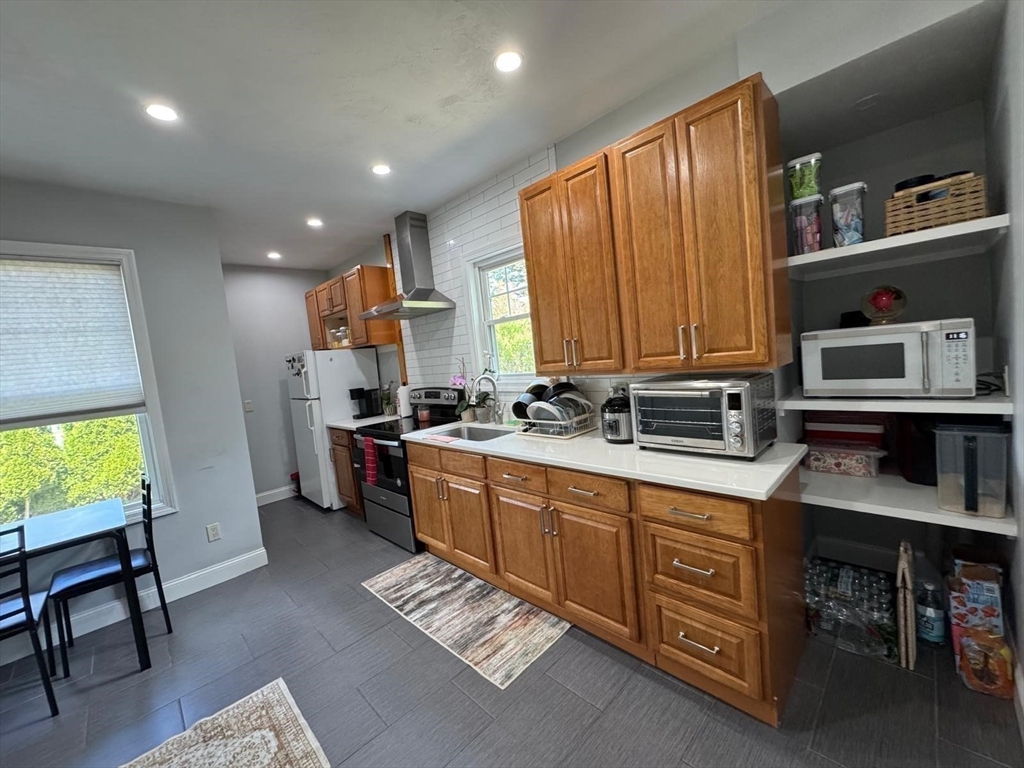 26 Orchard St, Leominster, MA, 26 Orchard St, Leominster, MA Photo #15