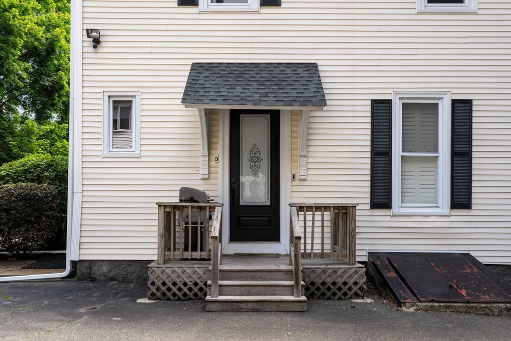 24 Union St D