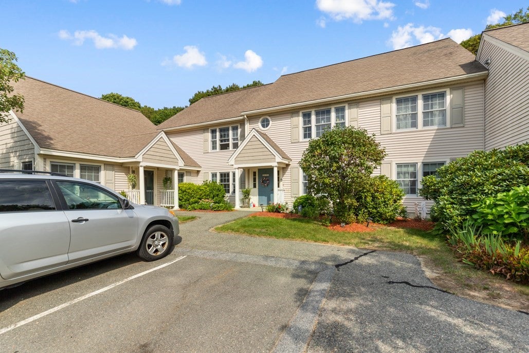 396 Boston Rd 302