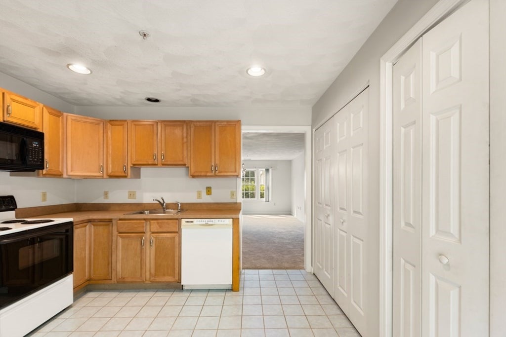 396 Boston Rd #302, Billerica, MA Photo #6