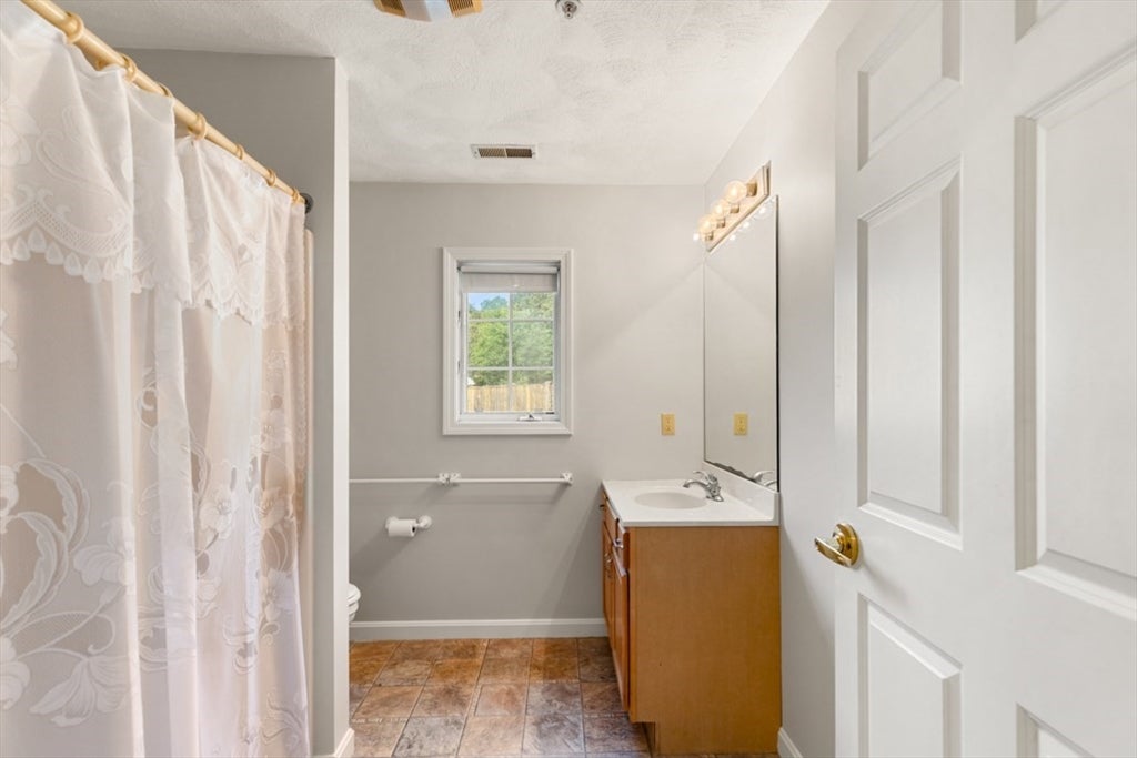 396 Boston Rd #302, Billerica, MA Photo #19