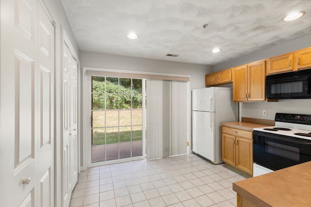 396 Boston Rd #302, Billerica, MA Photo #10