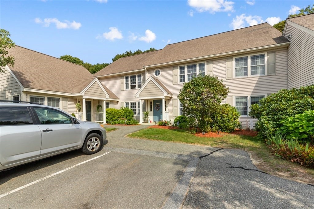 396 Boston Rd 302
