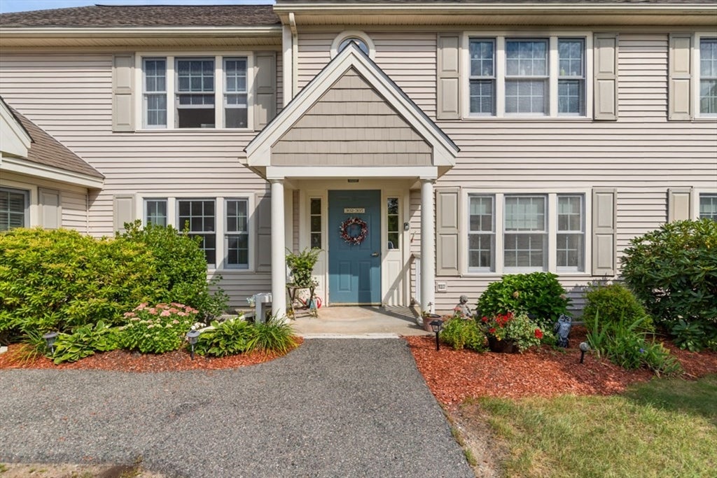 396 Boston Rd 302