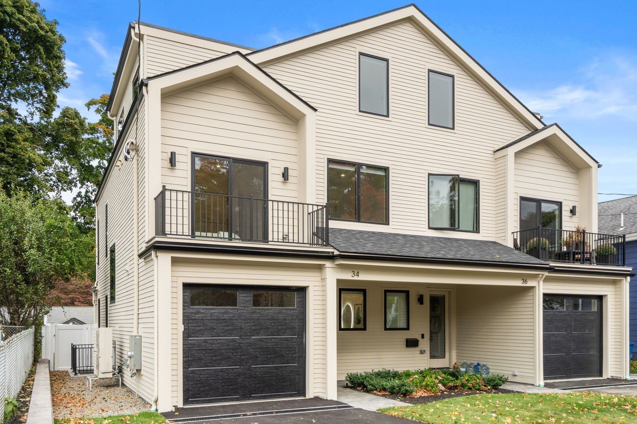 Photo of 34 West St, Newton, MA