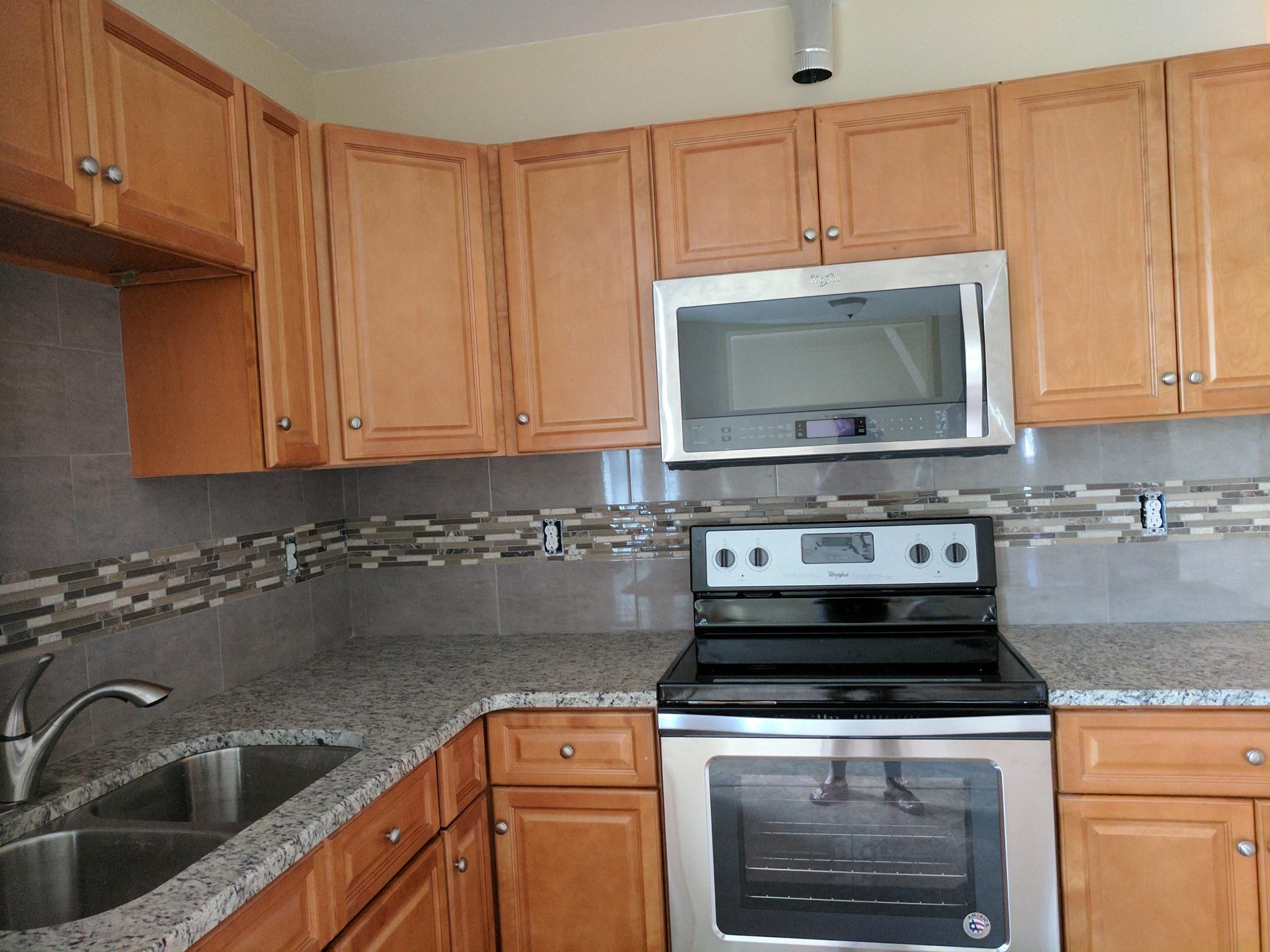 114 Winfield St, Worcester, MA Photo #1