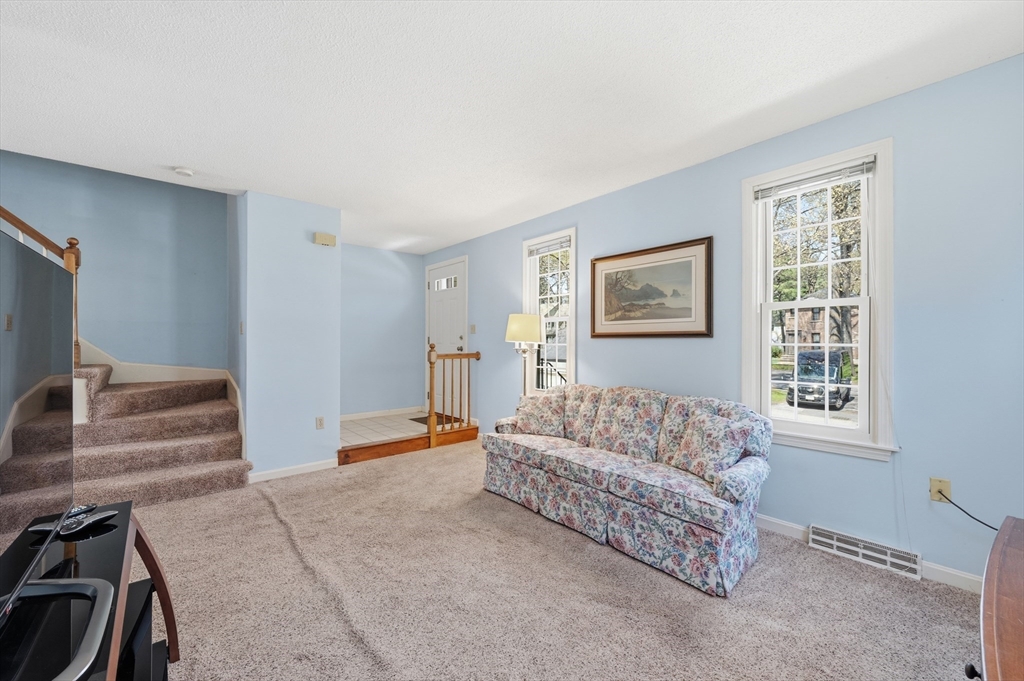 506 Wellman Ave 506