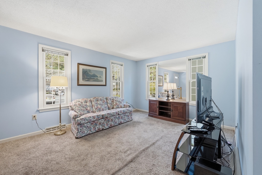 506 Wellman Ave 506