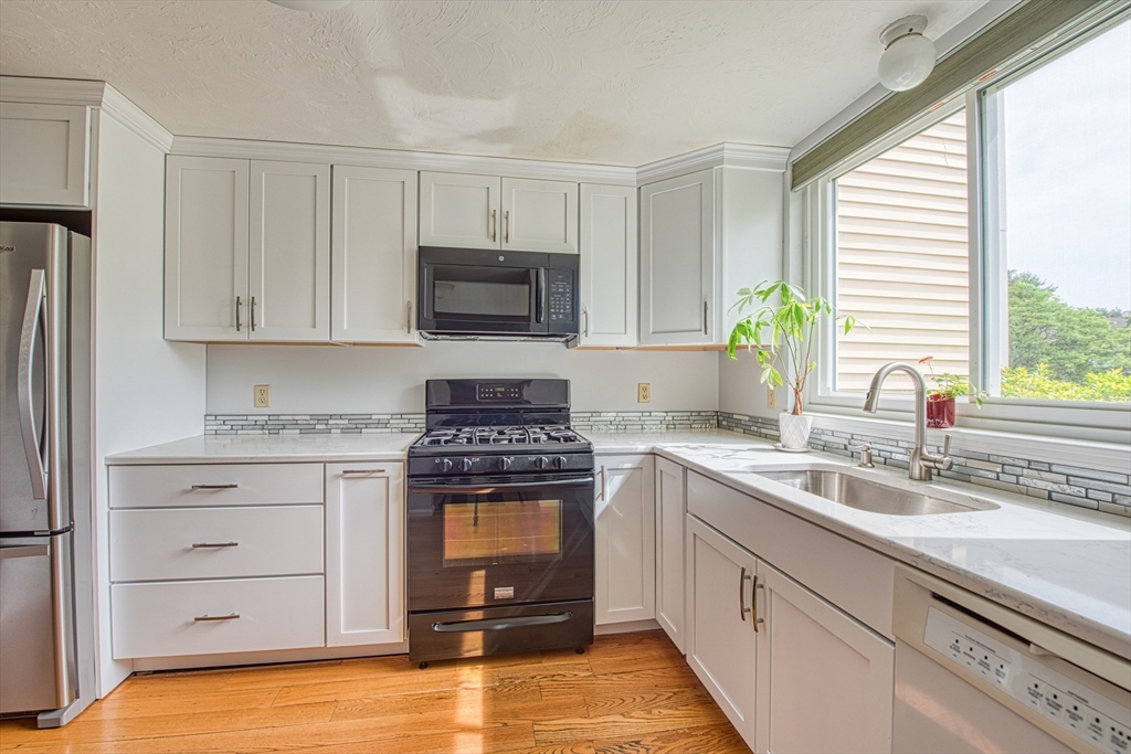 28 Gaslight Ln 28