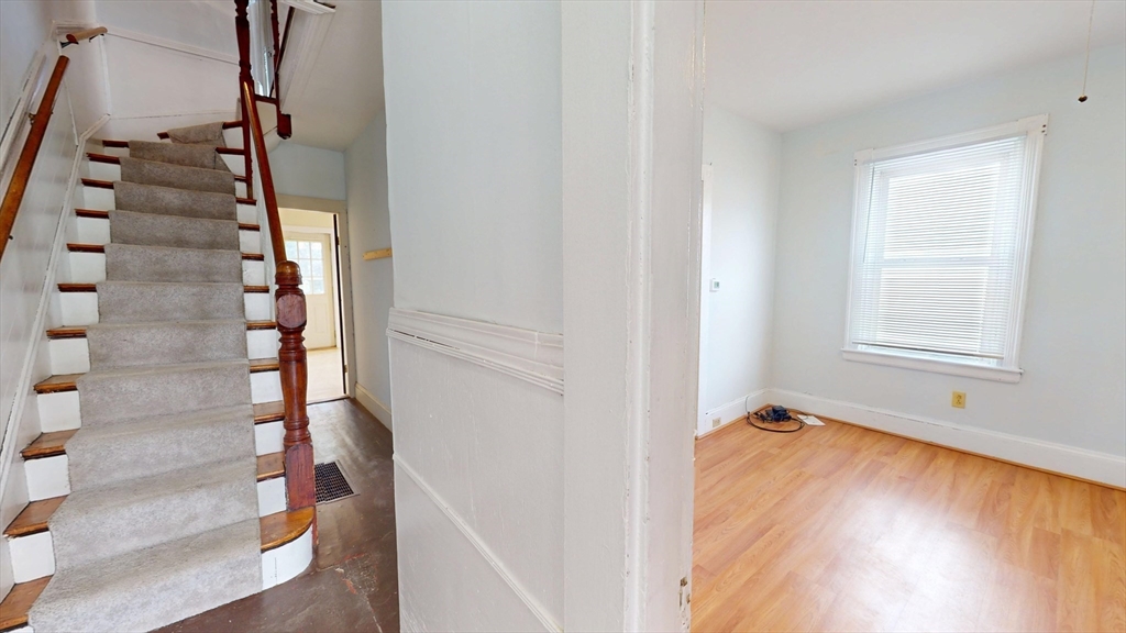 33 Winchester St